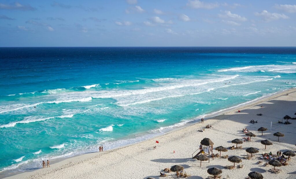 Cancun beach front resort for a Mexico wedding