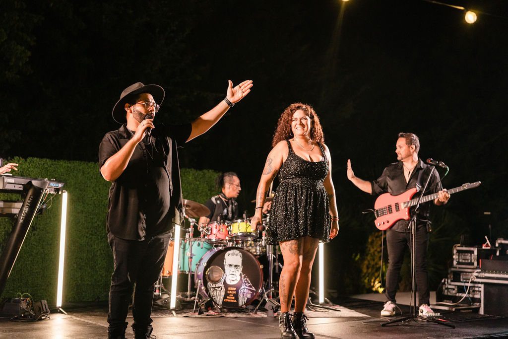 live dance band at UNICO 20°87° Riviera Maya Wedding